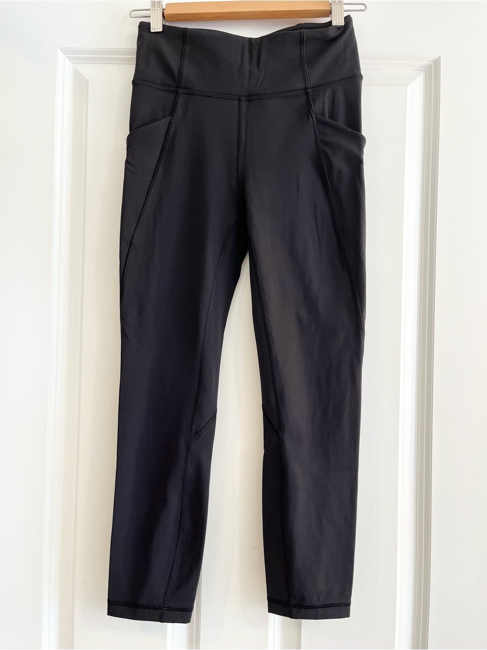 Lululemon High-Rise Black Active Leggings with Pockets